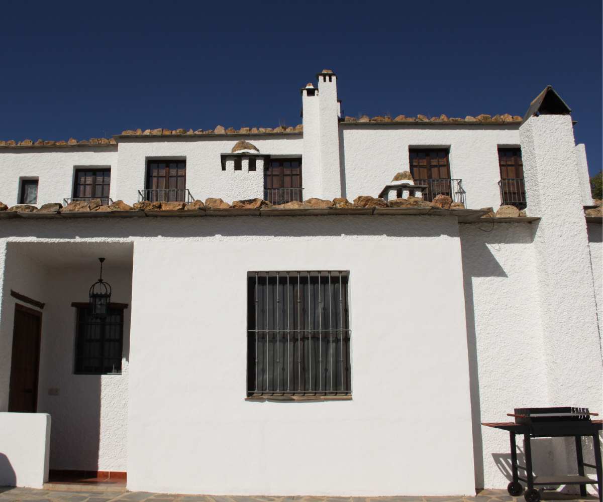 Qué llevar a una casa rural en la Alpujarra si no quieres ir cargado de más